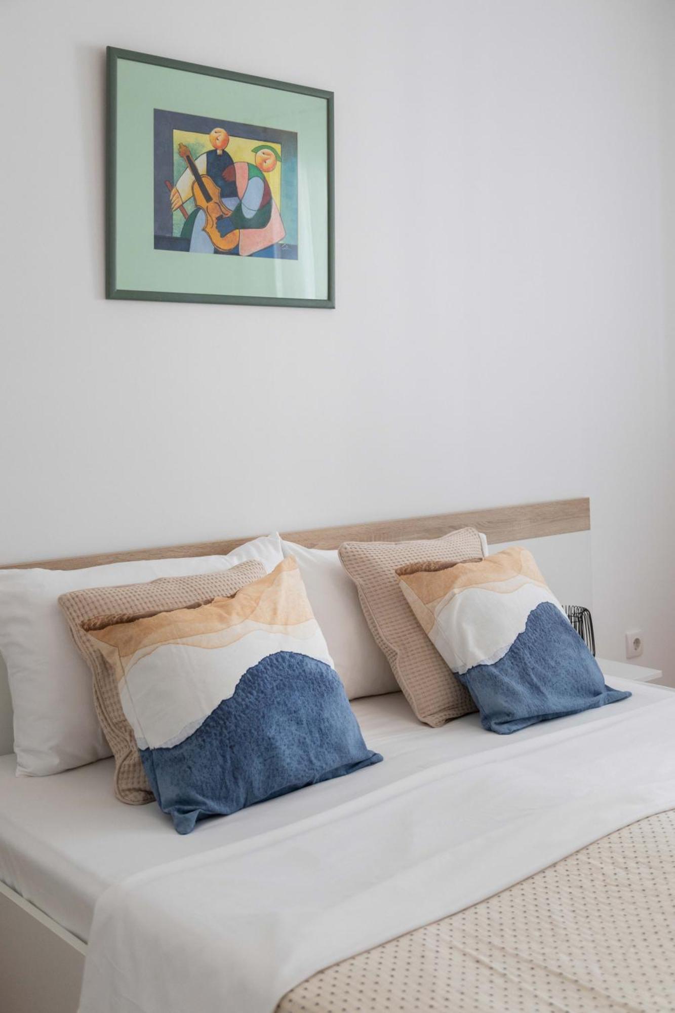 Sunny 1Bdr With Balcony & Parking Apartment Zagreb Exterior photo