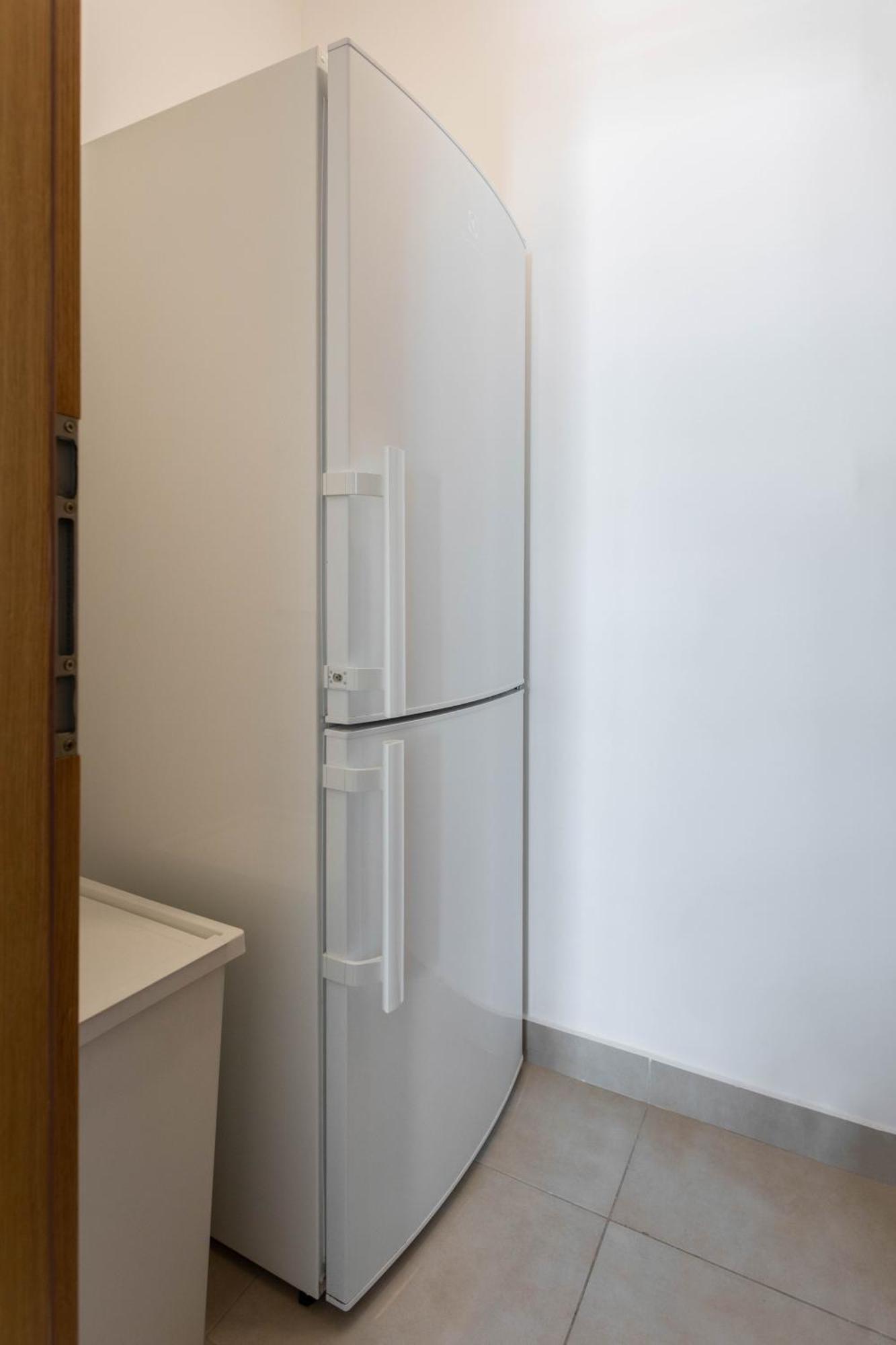 Sunny 1Bdr With Balcony & Parking Apartment Zagreb Exterior photo