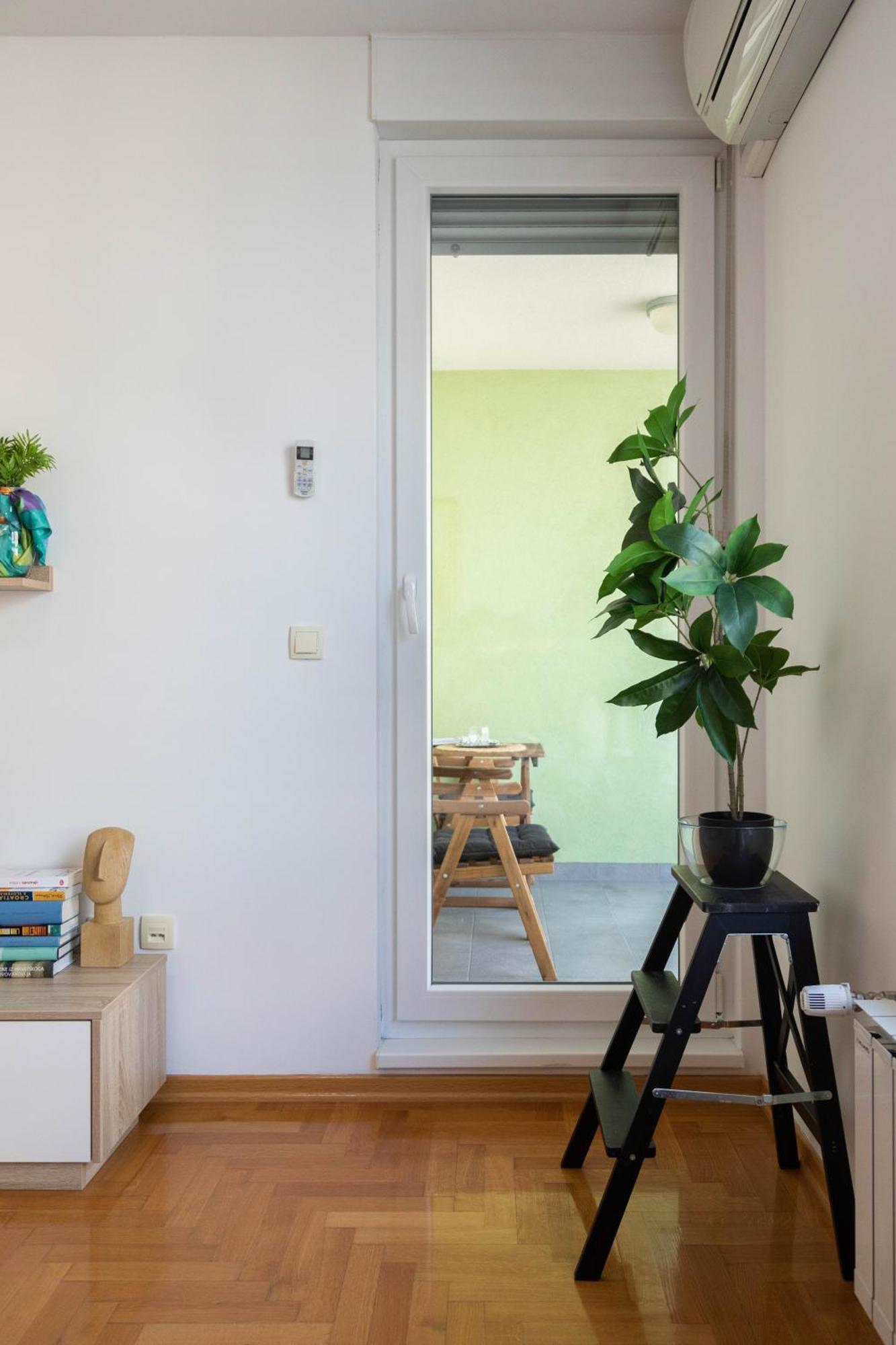 Sunny 1Bdr With Balcony & Parking Apartment Zagreb Exterior photo