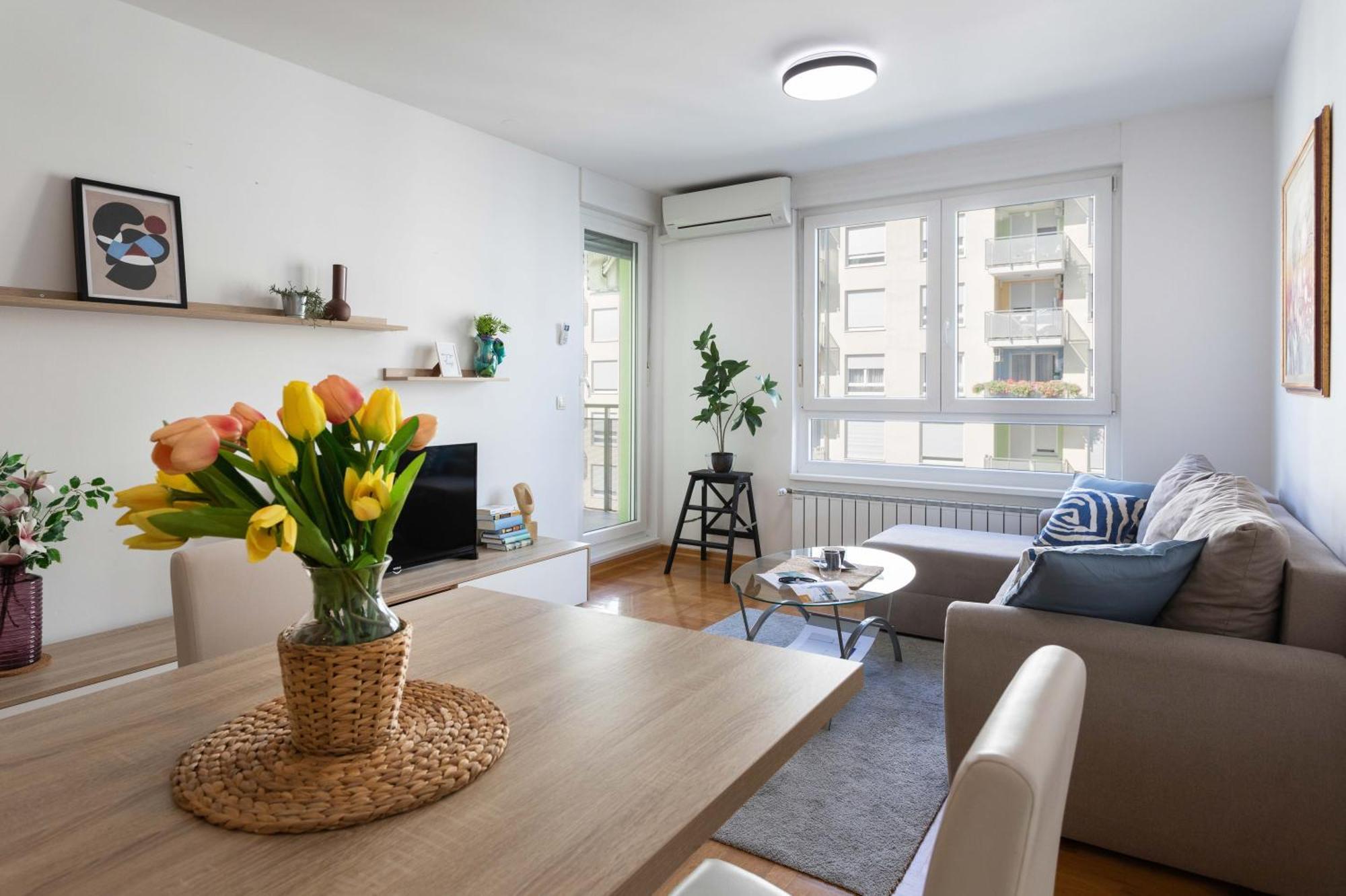 Sunny 1Bdr With Balcony & Parking Apartment Zagreb Exterior photo