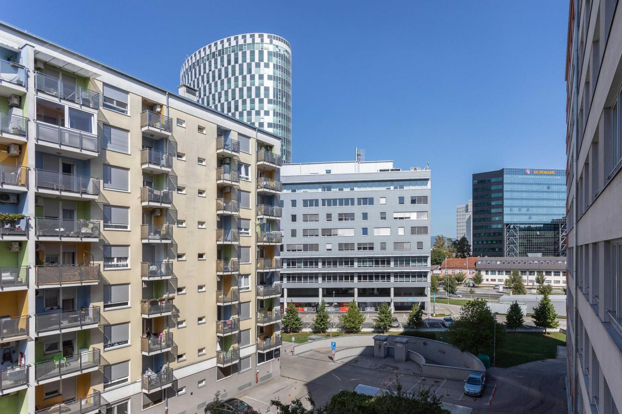 Sunny 1Bdr With Balcony & Parking Apartment Zagreb Exterior photo